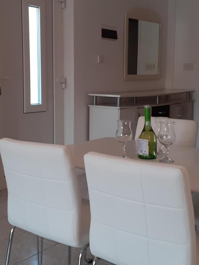Apartments Verica พาก ภายนอก รูปภาพ