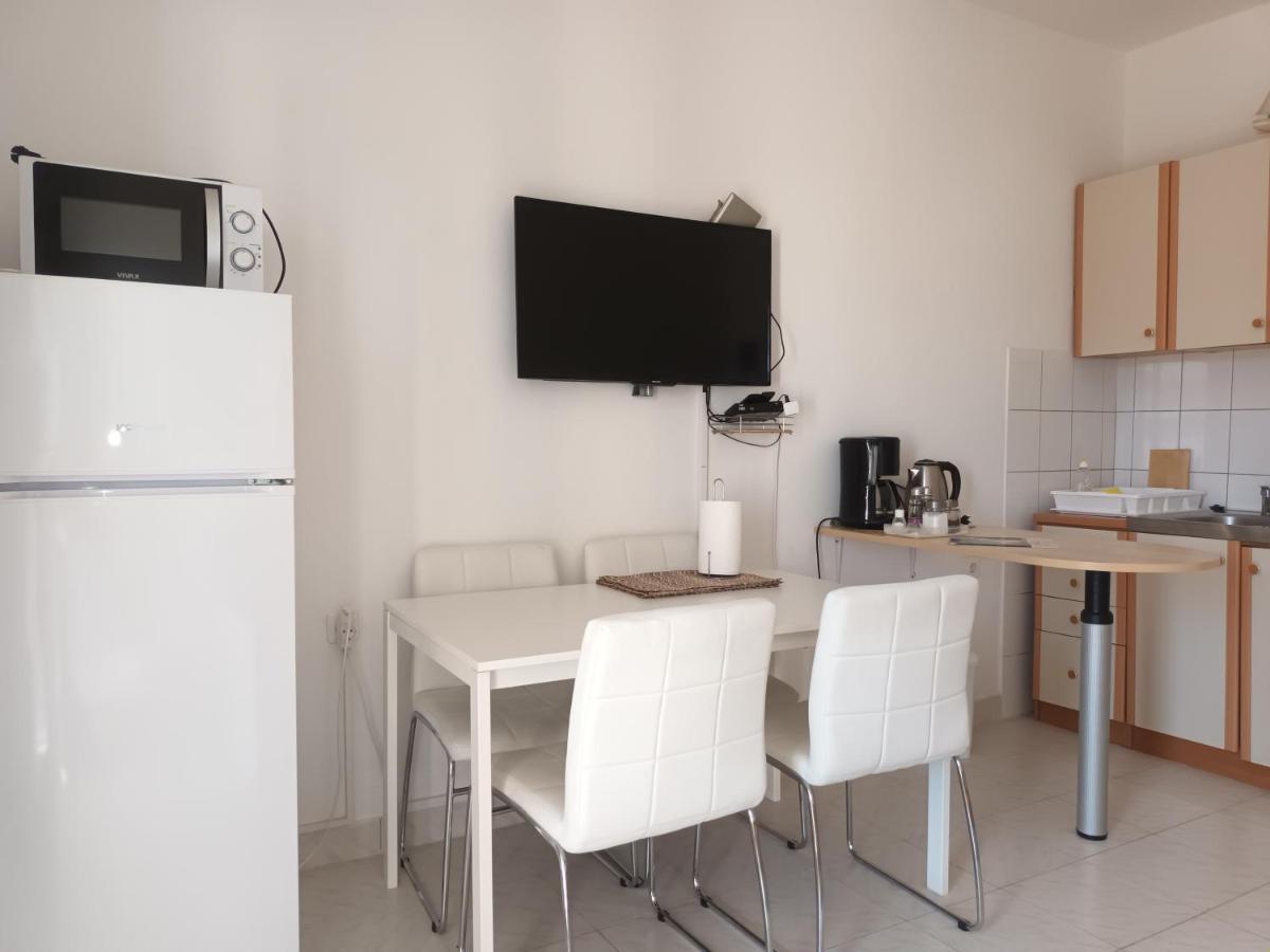 Apartments Verica พาก ภายนอก รูปภาพ