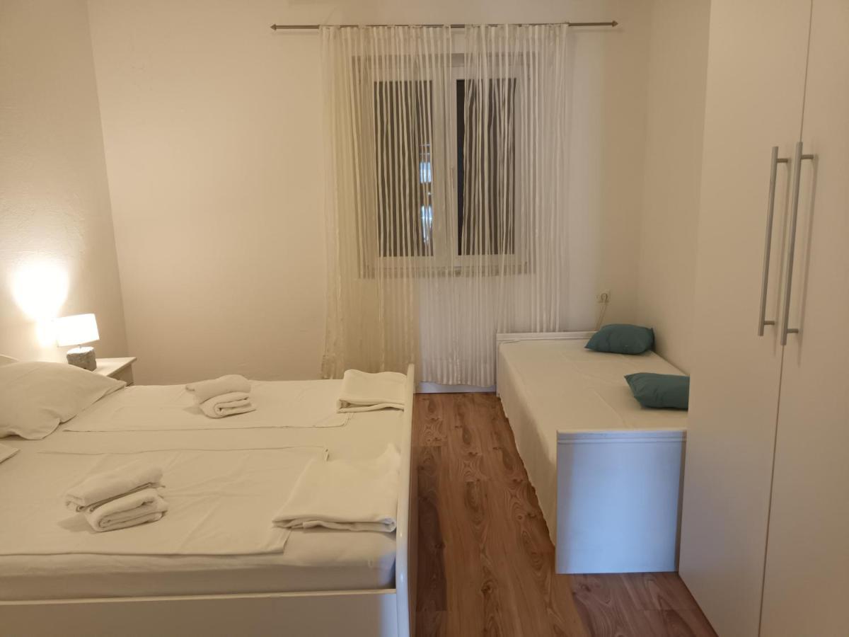 Apartments Verica พาก ภายนอก รูปภาพ