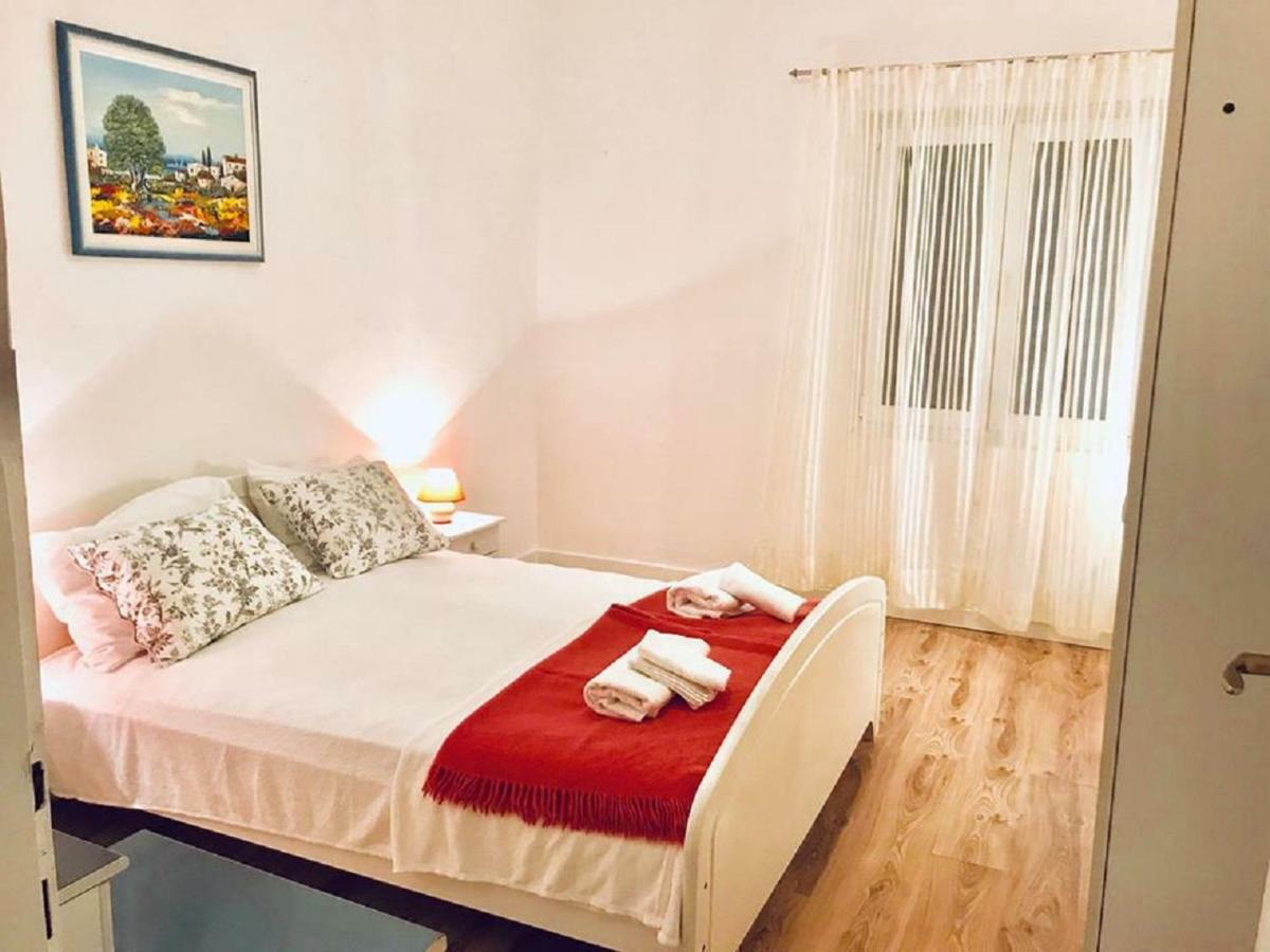 Apartments Verica พาก ภายนอก รูปภาพ